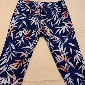Blue Floral crop leggings